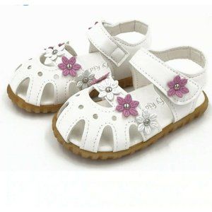 Baby Girl's KKB LONGXIE Size 2 Usa= Eur 17  fashion sandals with flower design.